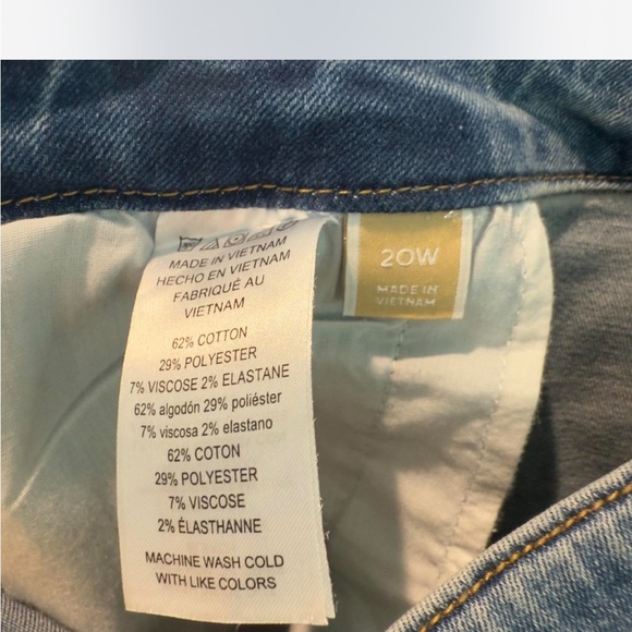 Michael Kors High-Rise Flare Jeans Selma Crop in Cali Blue Denim, Plus Size 20W - Picture 12 of 12